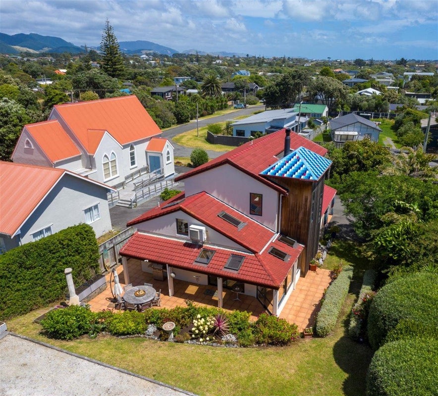 7 Taiata Street, Waikanae Beach, Waikanae - Carousel 32