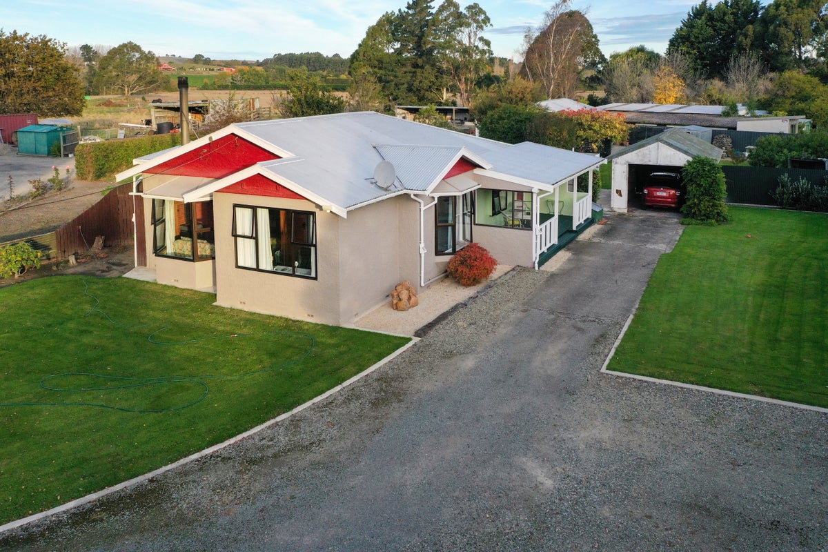 107 Oamaru-Alma Road, Deborah, Oamaru - Carousel 1