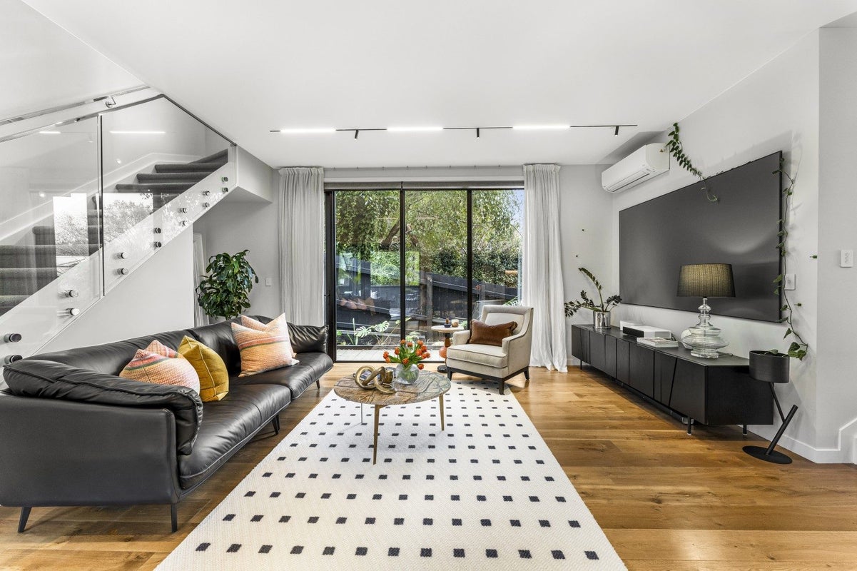 10D Standen Avenue, Remuera, Auckland - Carousel 2