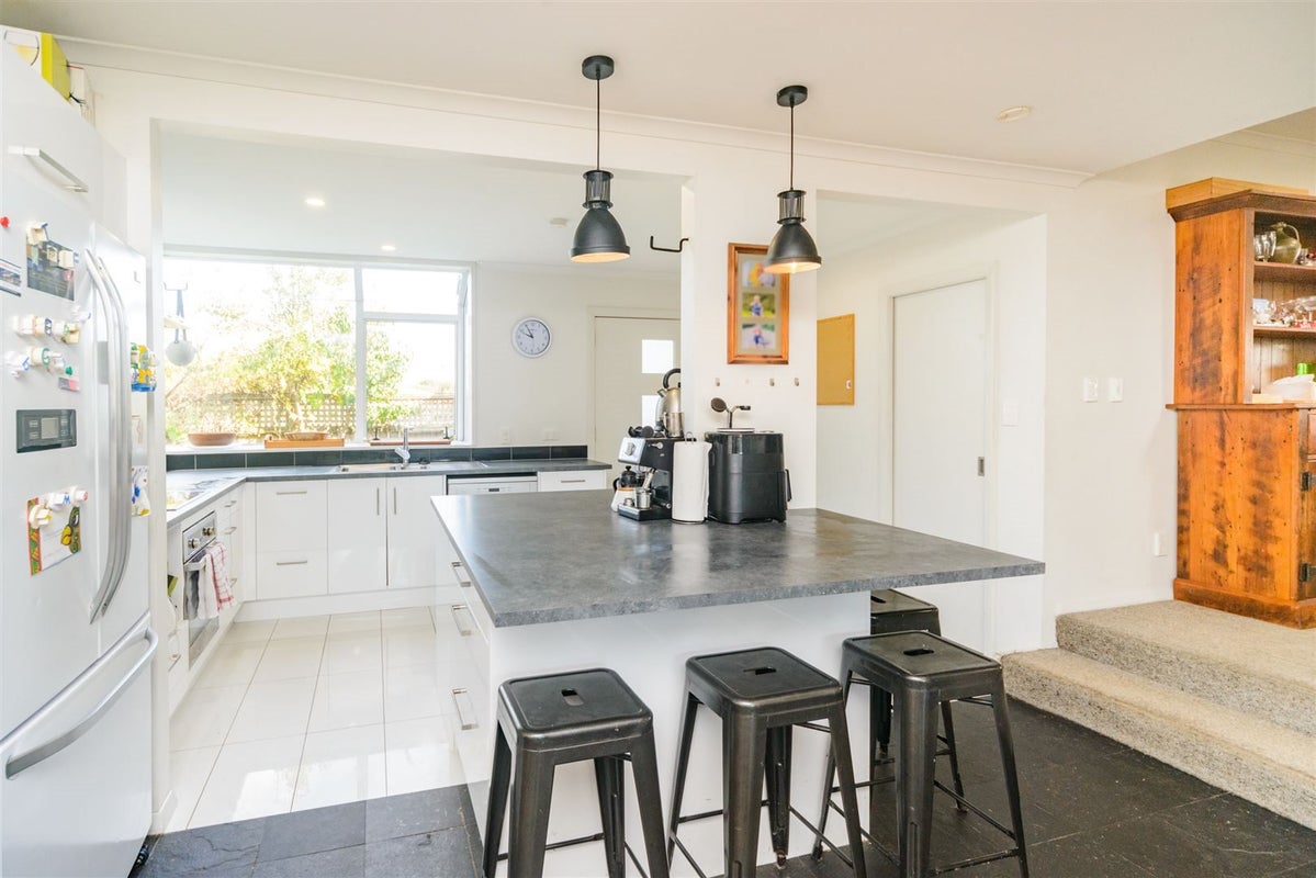 118 Fitzroy Street, Terrace End, Palmerston North - Carousel 2