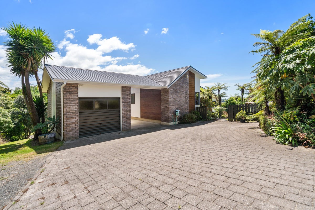 7 Maruia Place, Minden, Tauranga - Carousel 1