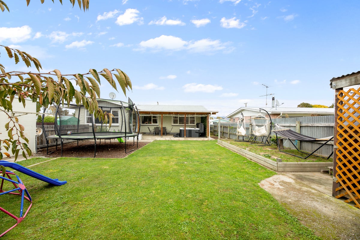149 Budge Street, Riversdale, Blenheim - Carousel 2