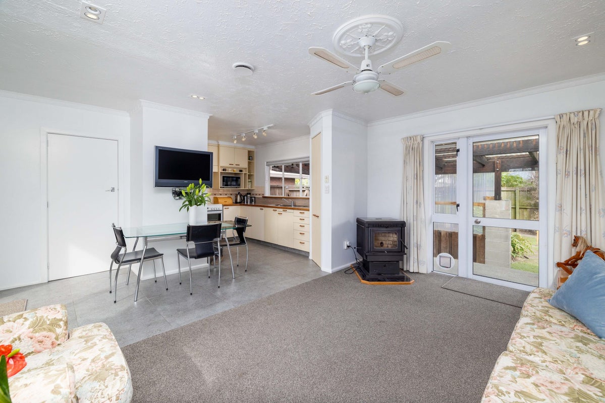 84A Tennyson Street, Sydenham, Christchurch - Carousel 2