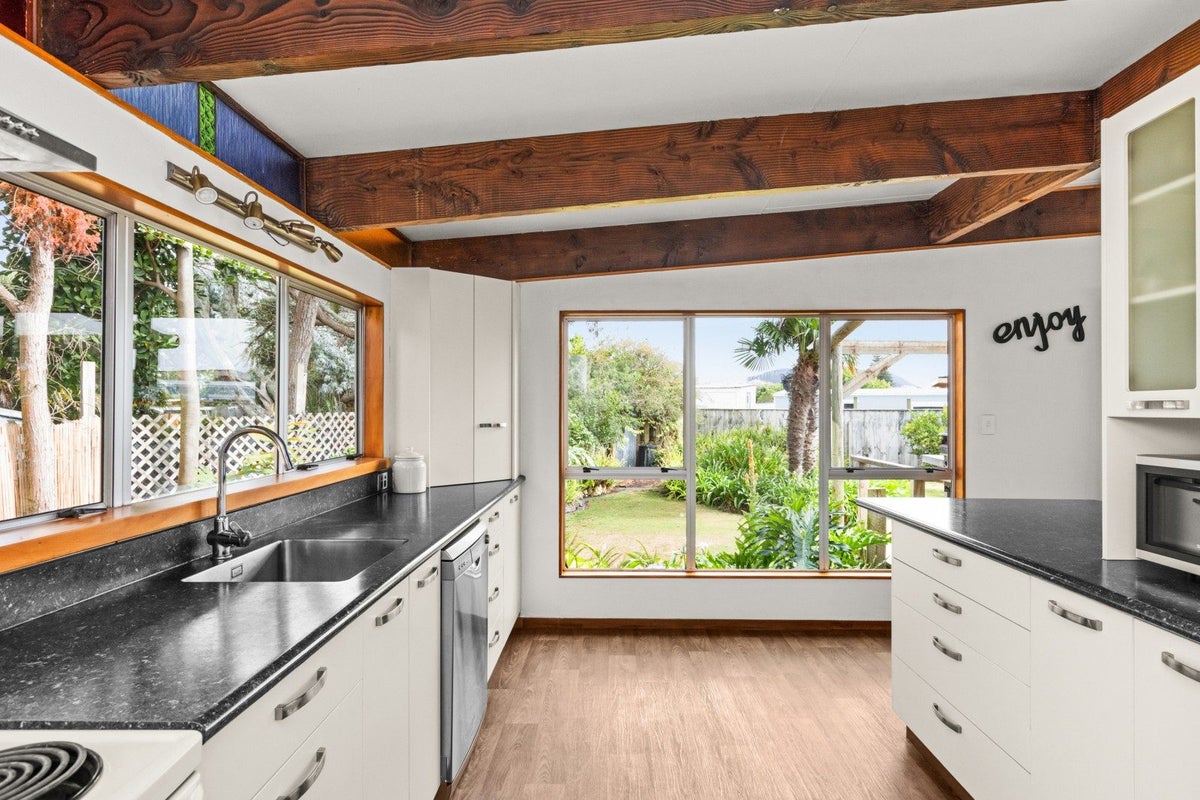 58 Harper Road, Waimarama, Waimarama - Carousel 2