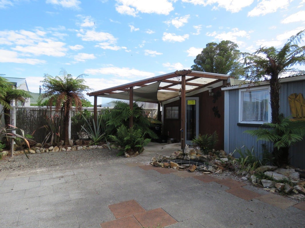 24 Adderley Street, Westport, Westport - Carousel 1