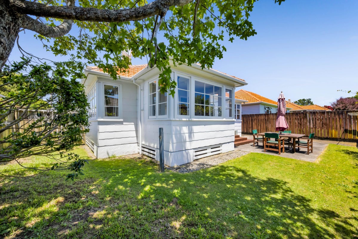 9 Timandra Street, Welbourn, New Plymouth - Carousel 1