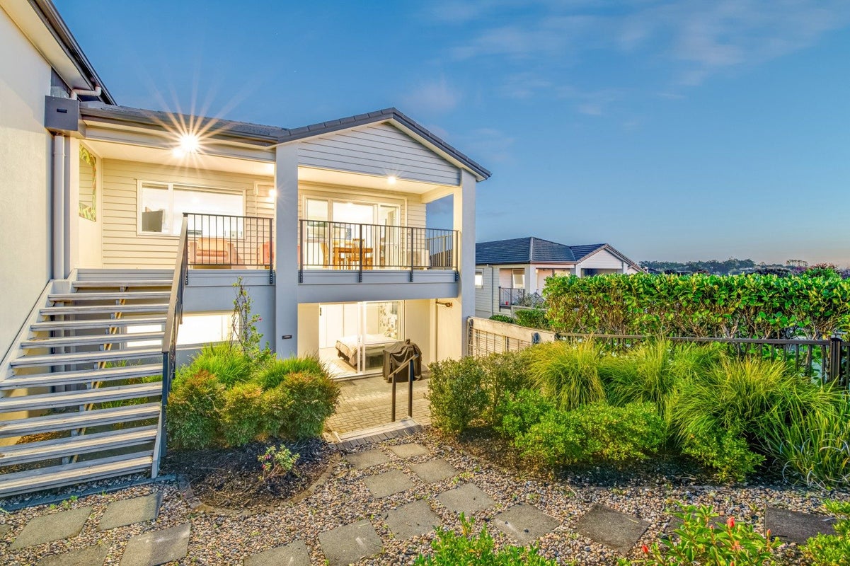 9A Melia Place, Stanmore Bay, Whangaparaoa - Carousel 2