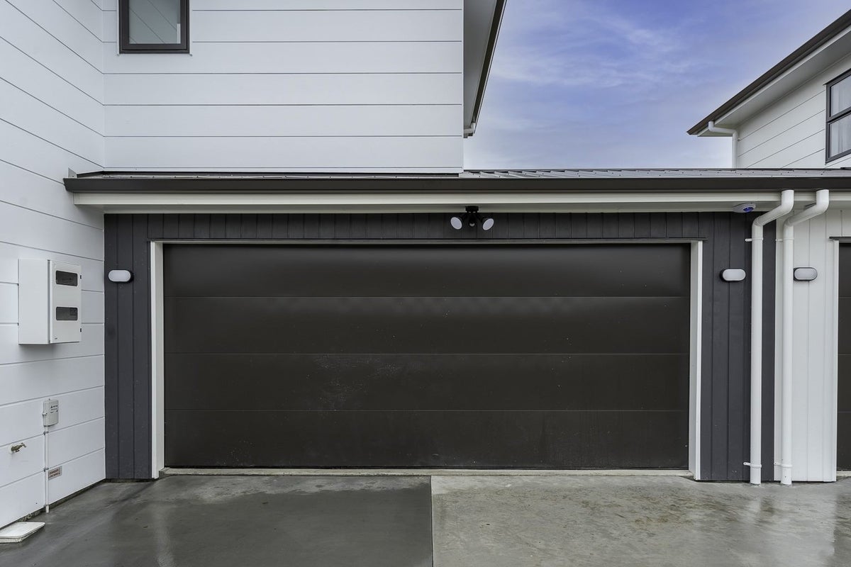 2/20 Yorkshire Road, Silverdale, Hamilton - Carousel 10