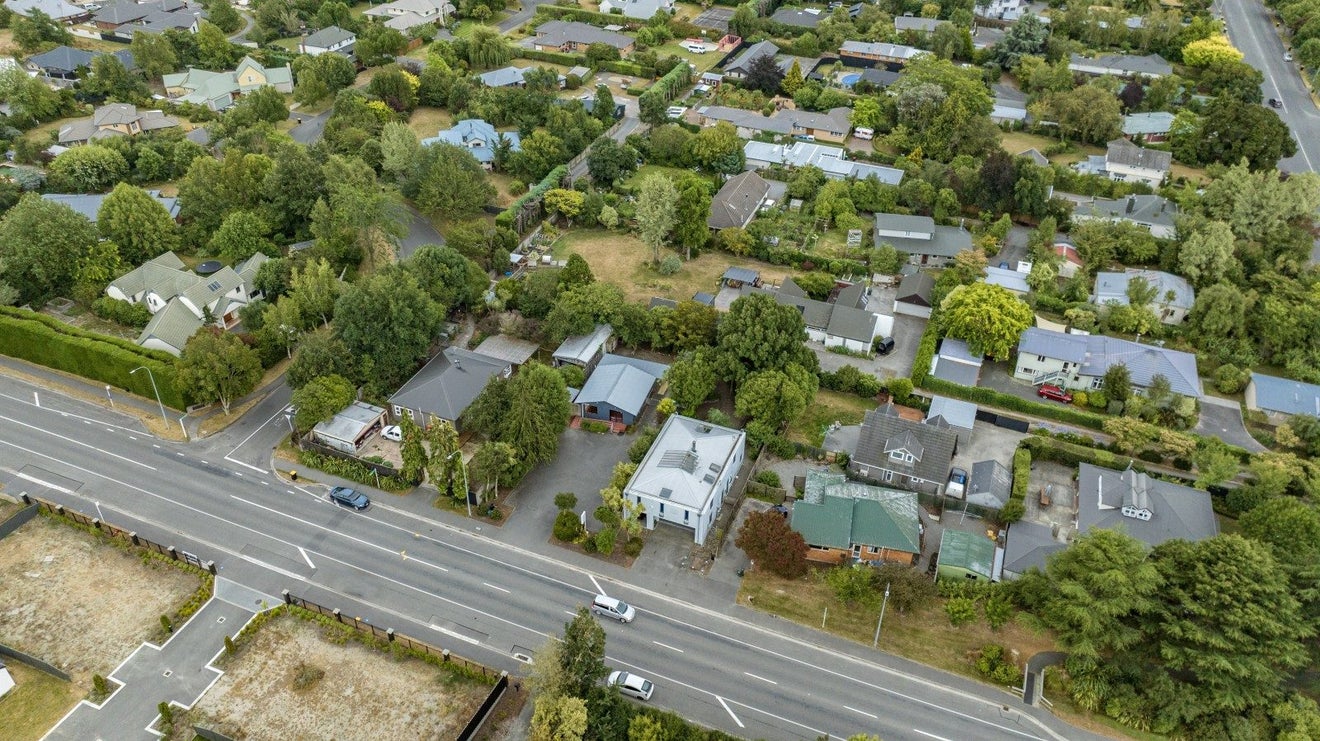 10 Oxford Road, Lake Rotoma - Carousel 32