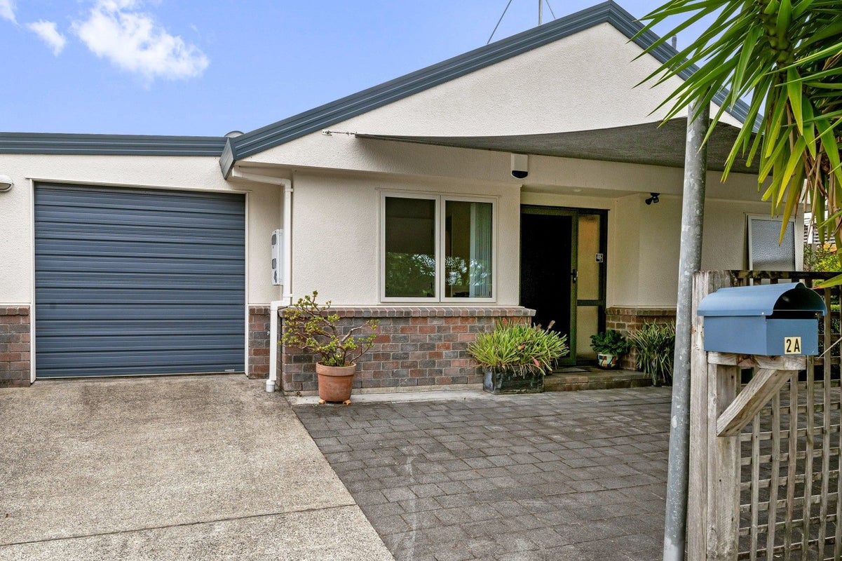 2A Douglas Street, Kensington, Whangarei - Carousel 1