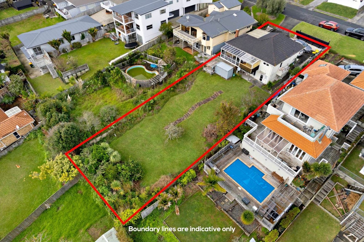 26 Braemar Road, Rothesay Bay, Auckland - Carousel 2