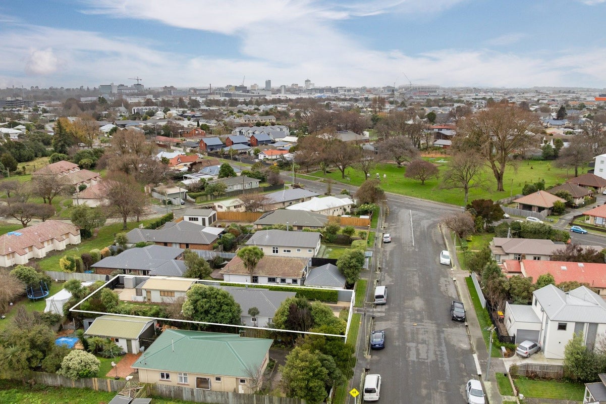 41 Howard Street, Spreydon, Christchurch - Carousel 21