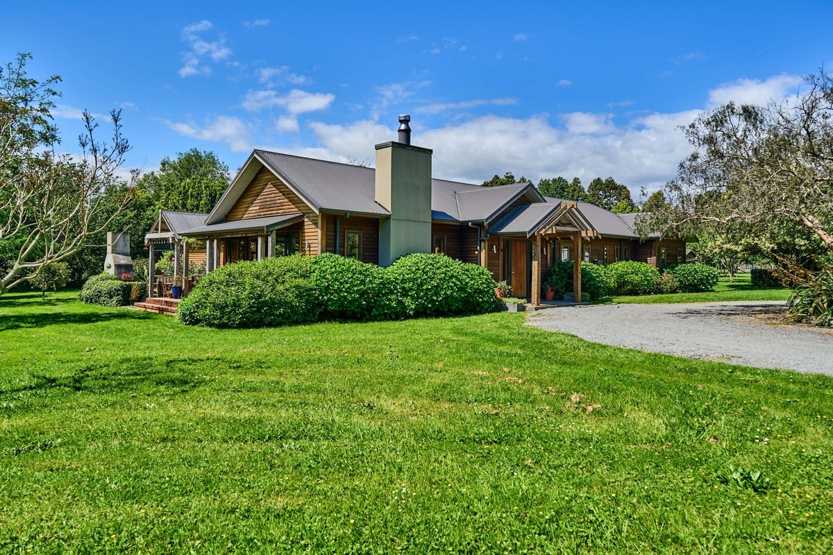 96 Arcus Road, Otaki - Carousel 2