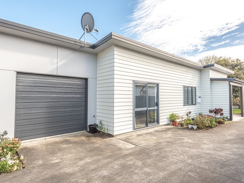 60 Duncan Street, Whanganui East, Whanganui - Carousel 2