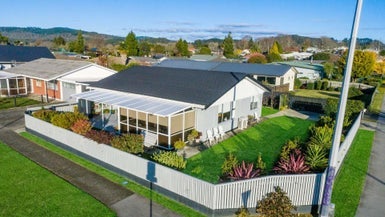 44 Sumner Street, Glenholme, Rotorua - Carousel 1
