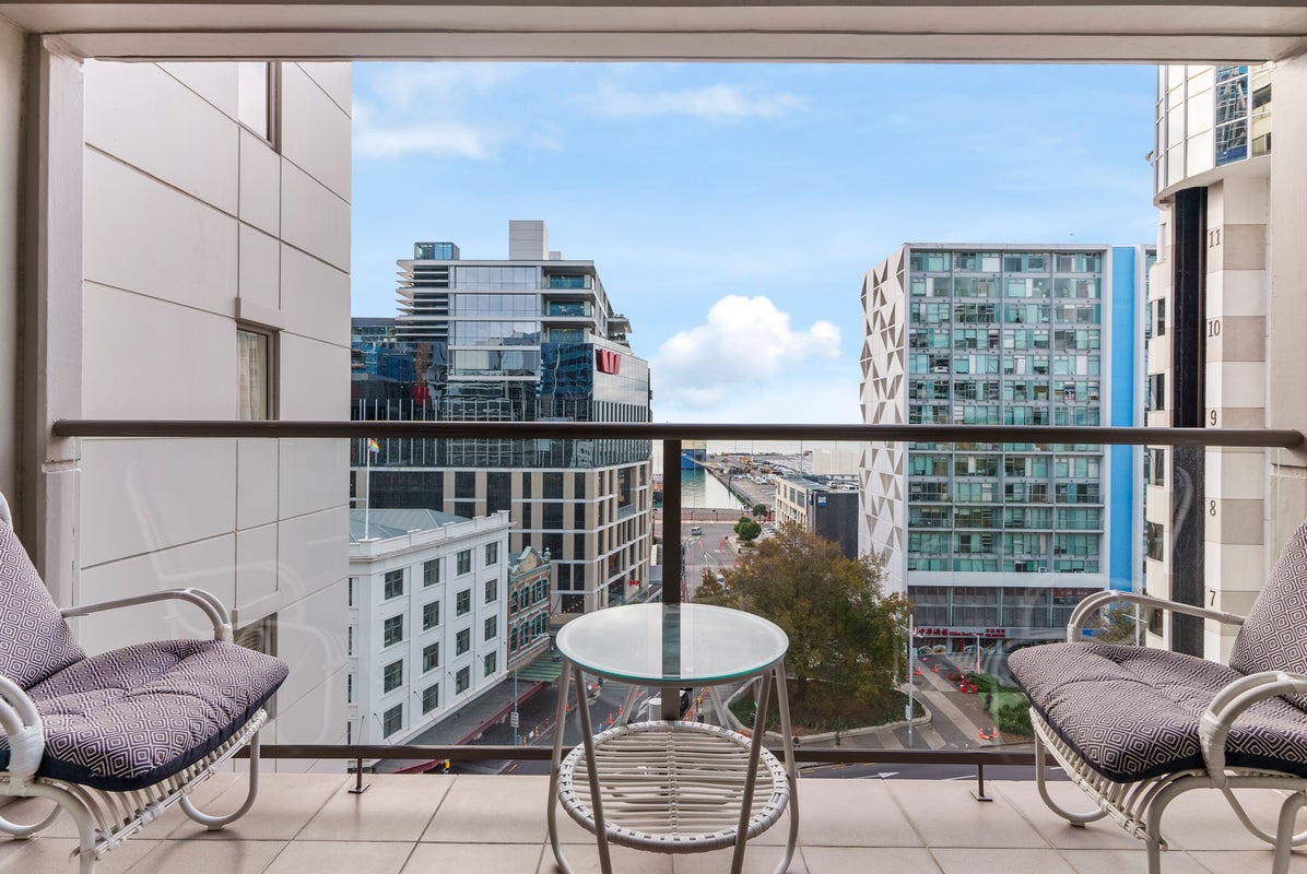 8E/1 Emily Place, Auckland Central, Auckland - Carousel 2