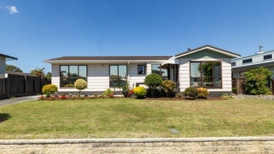 27 Donegal Crescent, Tamatea, Napier - Carousel 1