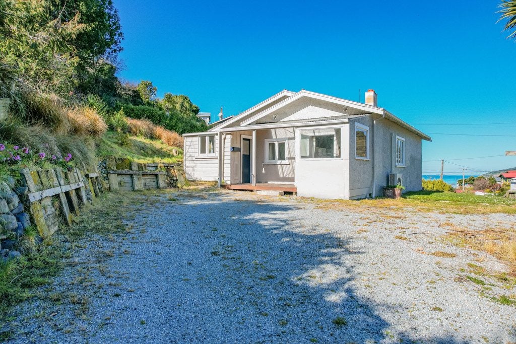 66 Orwell Street, Oamaru North, Oamaru - Carousel 1