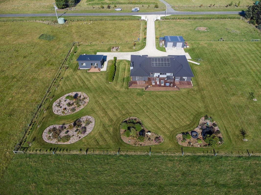742 Woodstock Road, Burnt Hill, Oxford - Carousel 2