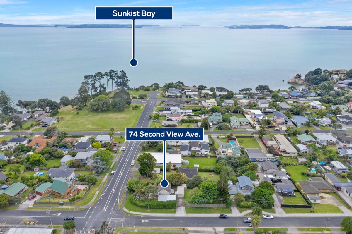 74 Second View Avenue, Beachlands, Auckland - Carousel 1