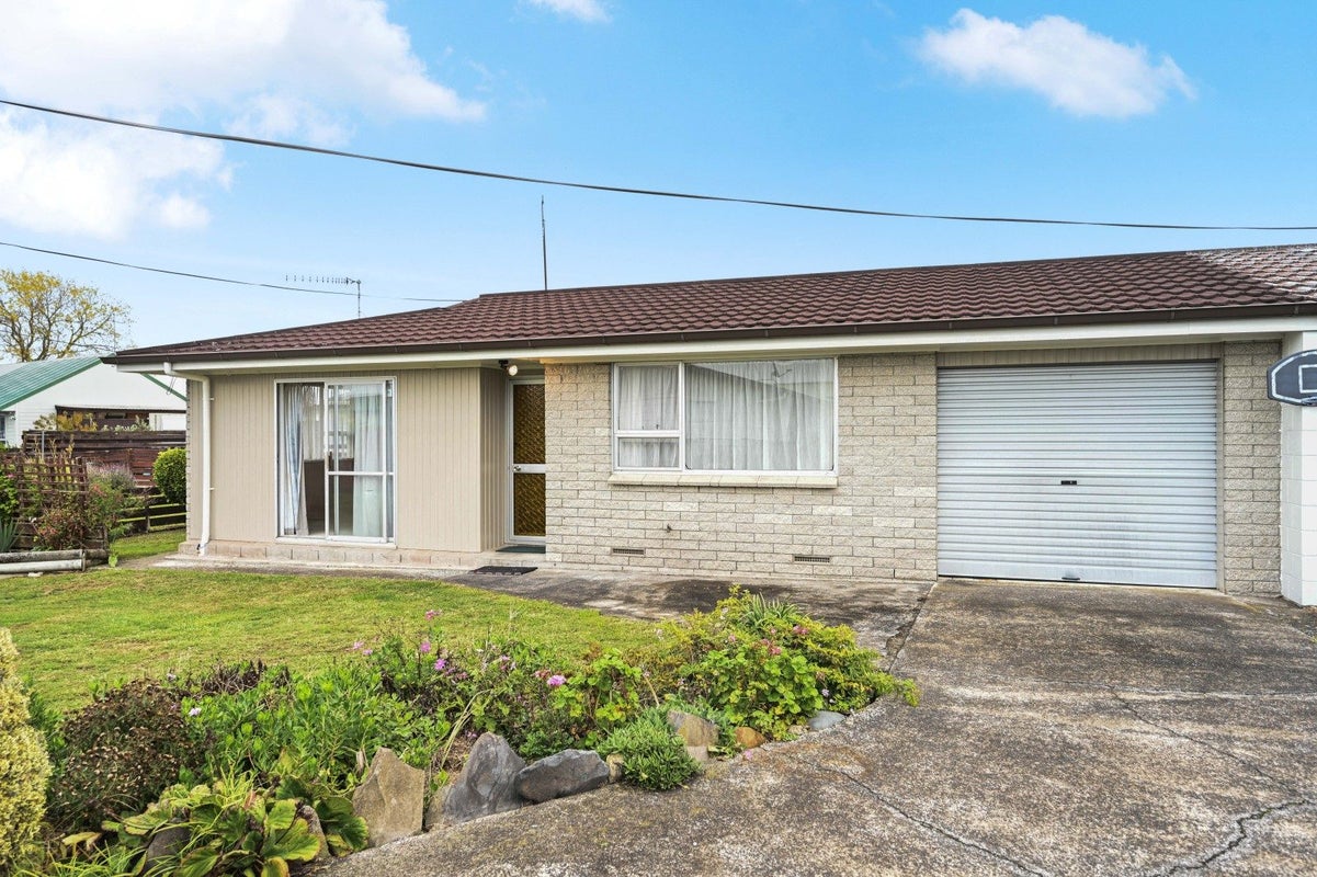 22C Breckons Avenue, Nawton, Hamilton - Carousel 16