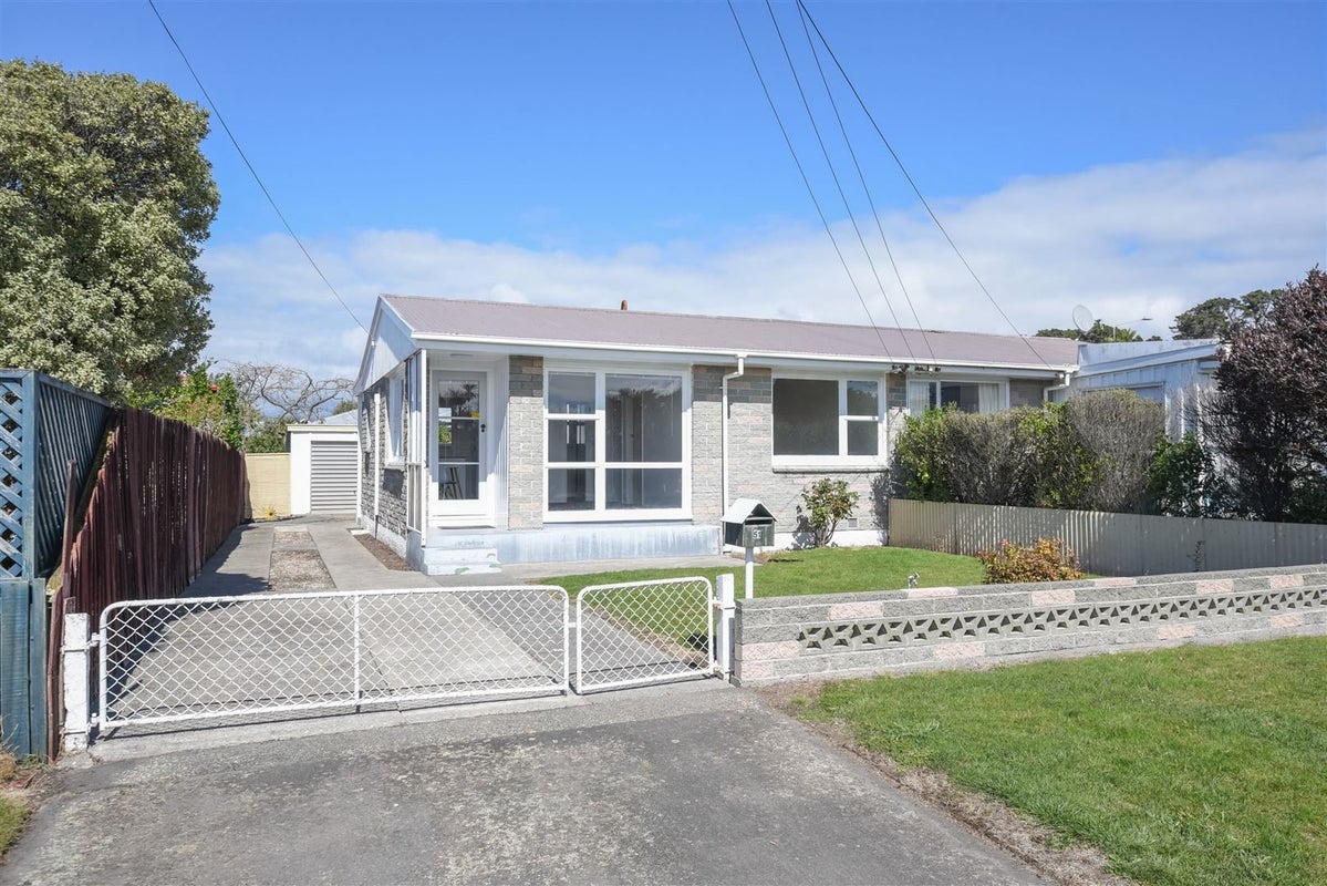 1/51A Mountbatten Street, New Brighton, Christchurch - Carousel 1