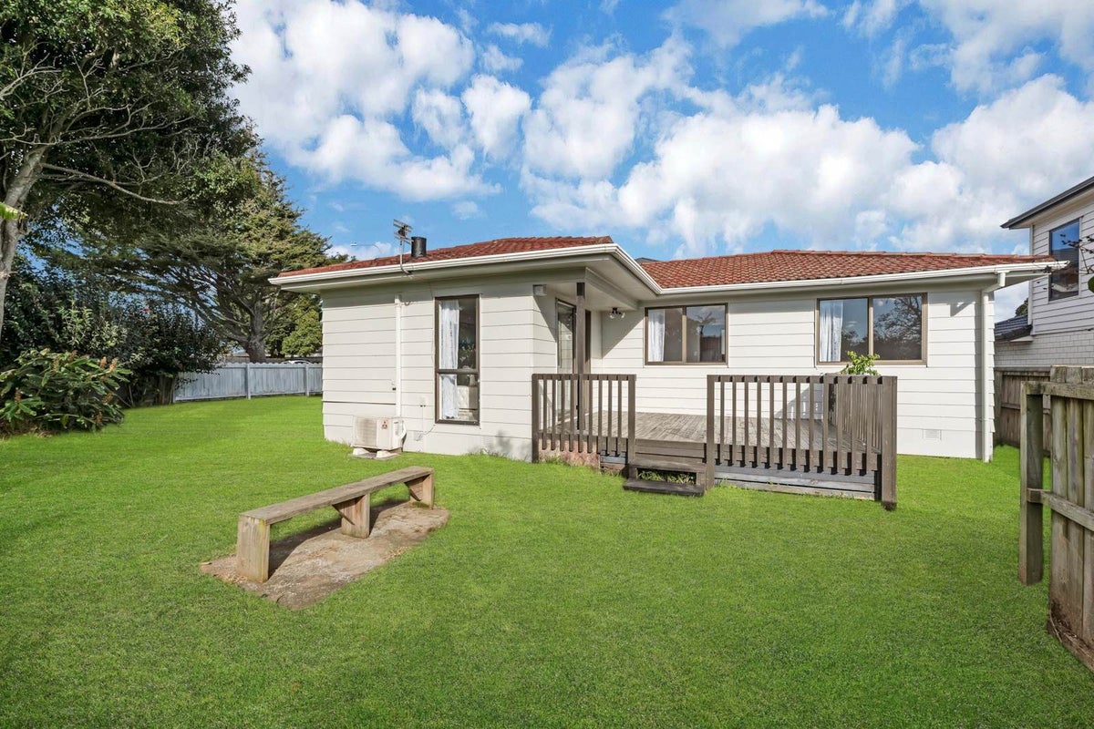 453 Weymouth Road, Weymouth, Auckland - Carousel 1