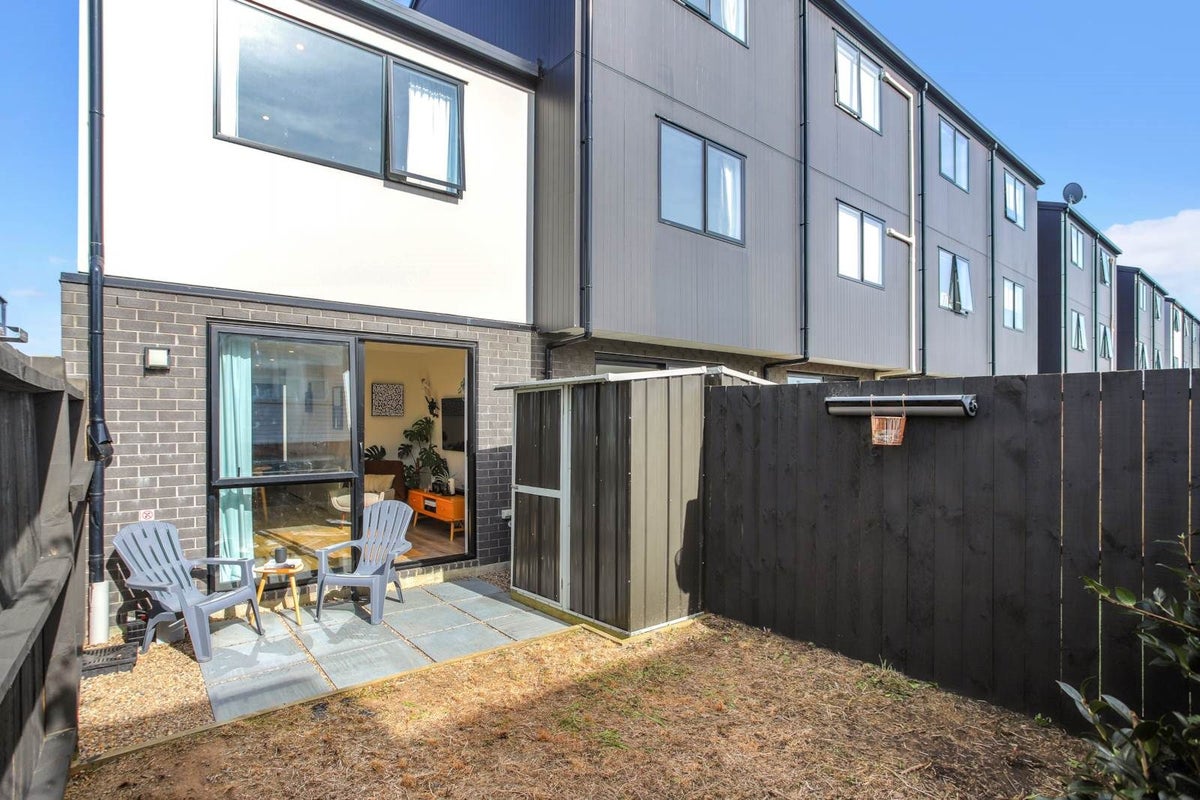 1 Ivy Nola Way, Henderson, Auckland - Carousel 2