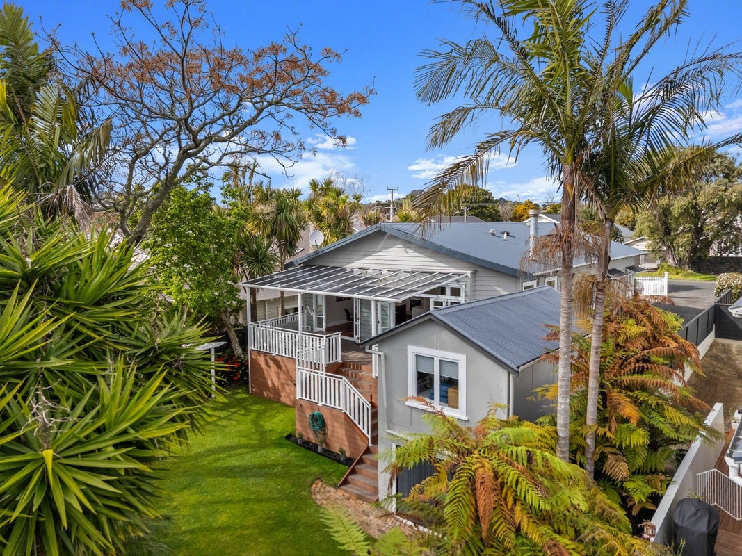 77 Marsden Avenue, Mount Eden, Auckland - Carousel 1