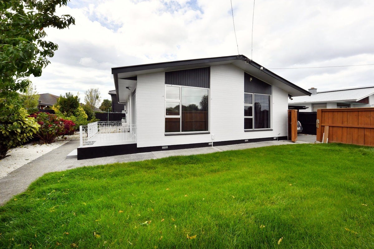 36C Waimairi Road, Upper Riccarton, Christchurch - Carousel 1