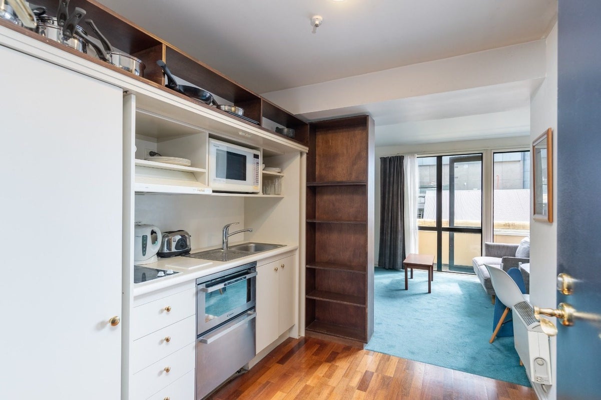 9D/33 Hunter Street, Wellington Central, Wellington - Carousel 2