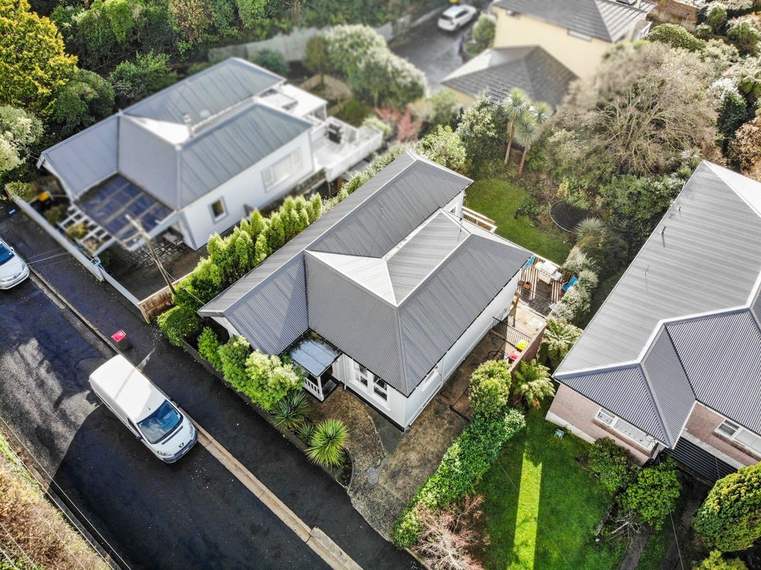 29 Erin Street, Roslyn, Dunedin - Carousel 2