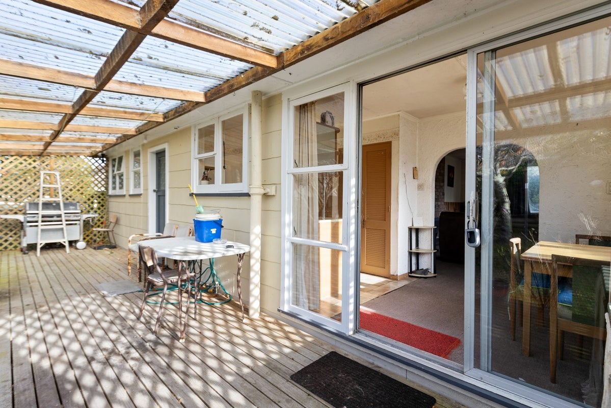 68 Dimock Street, Titahi Bay, Porirua - Carousel 2