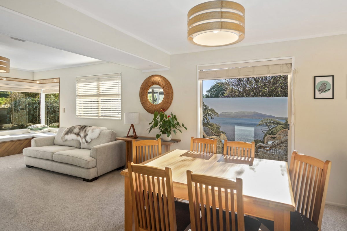 10 Barraud Place, Pukehangi, Rotorua - Carousel 2