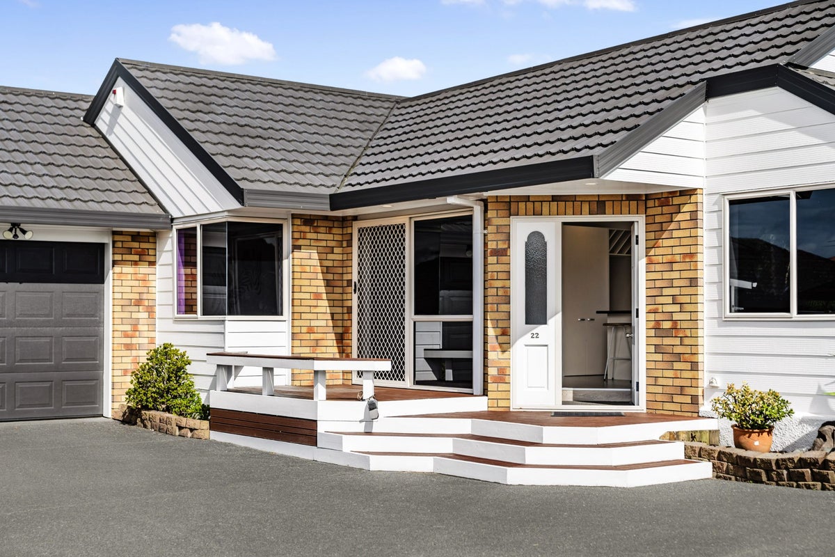 22 Harbour Lights Close, West Harbour, Auckland - Carousel 2