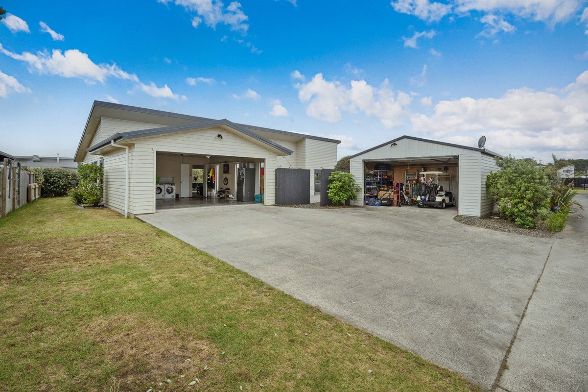 123 Kelly Jade Avenue, Matarangi, Whitianga - Carousel 21