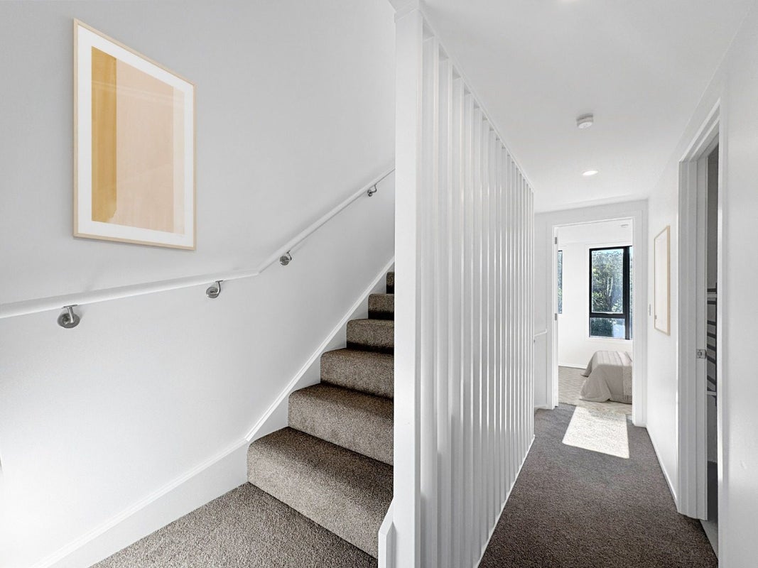 17 Ara Paiwhenua, Tawa, Wellington - Carousel 18