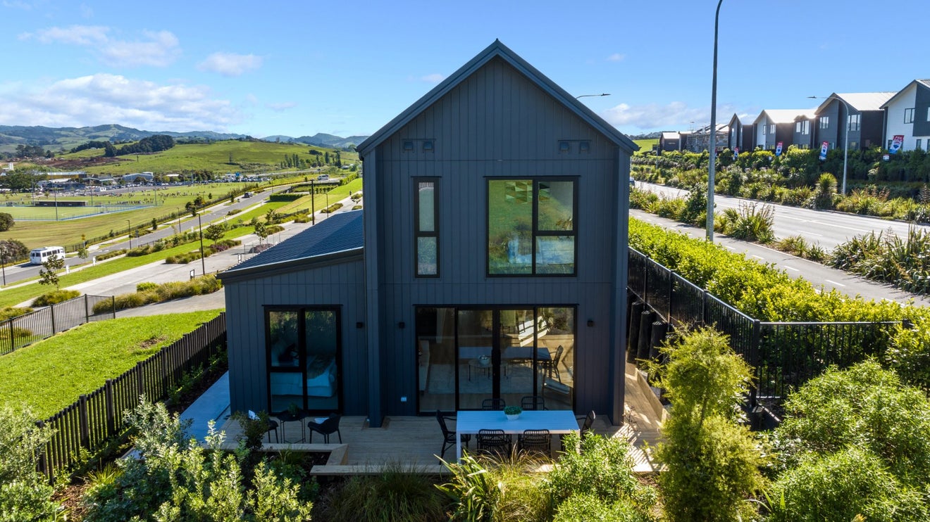 10 Kumarahou Place, WARKWORTH - Carousel 1