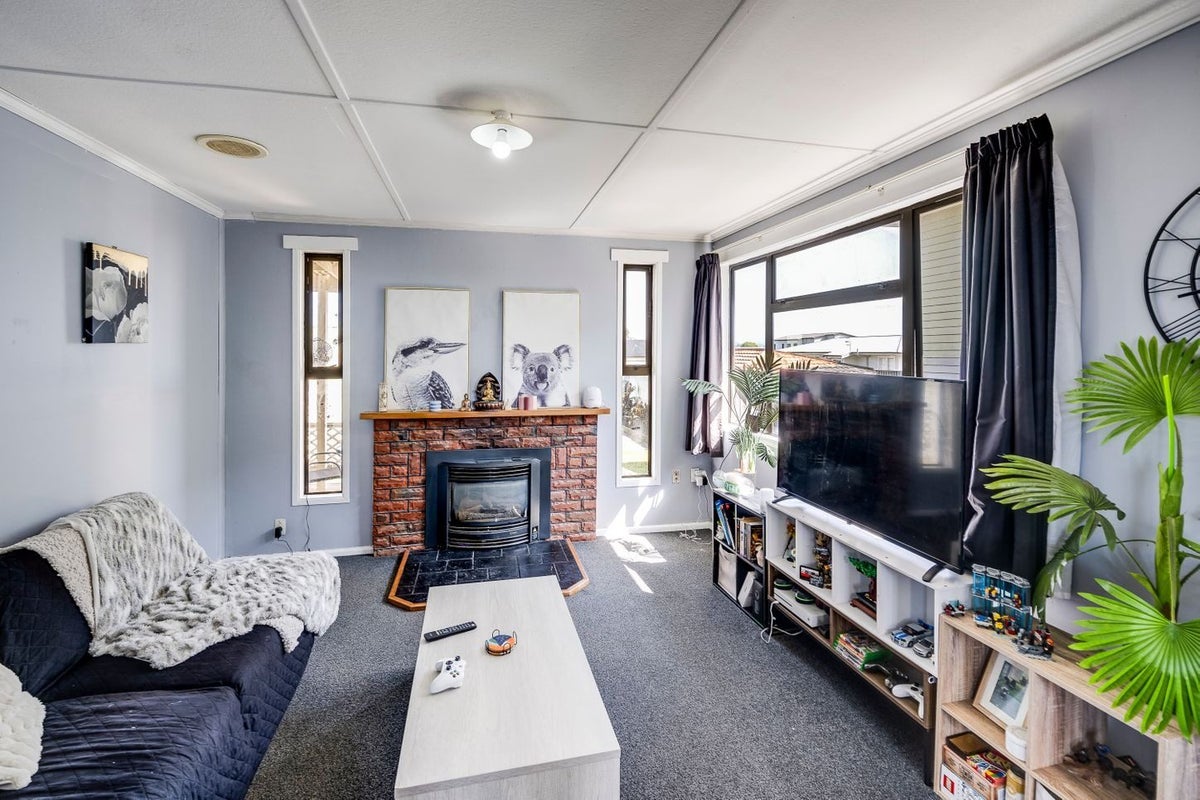 196 Te Awa Avenue, Awatoto, Napier - Carousel 2