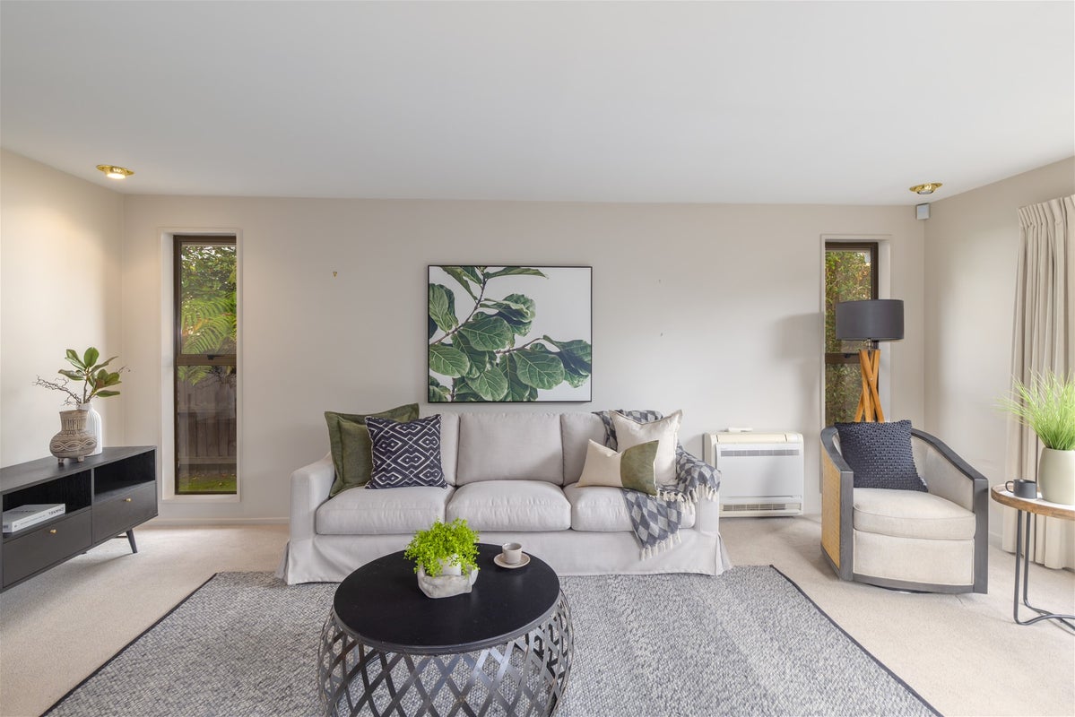2/49 Trafalgar Street, St Albans, Christchurch - Carousel 1