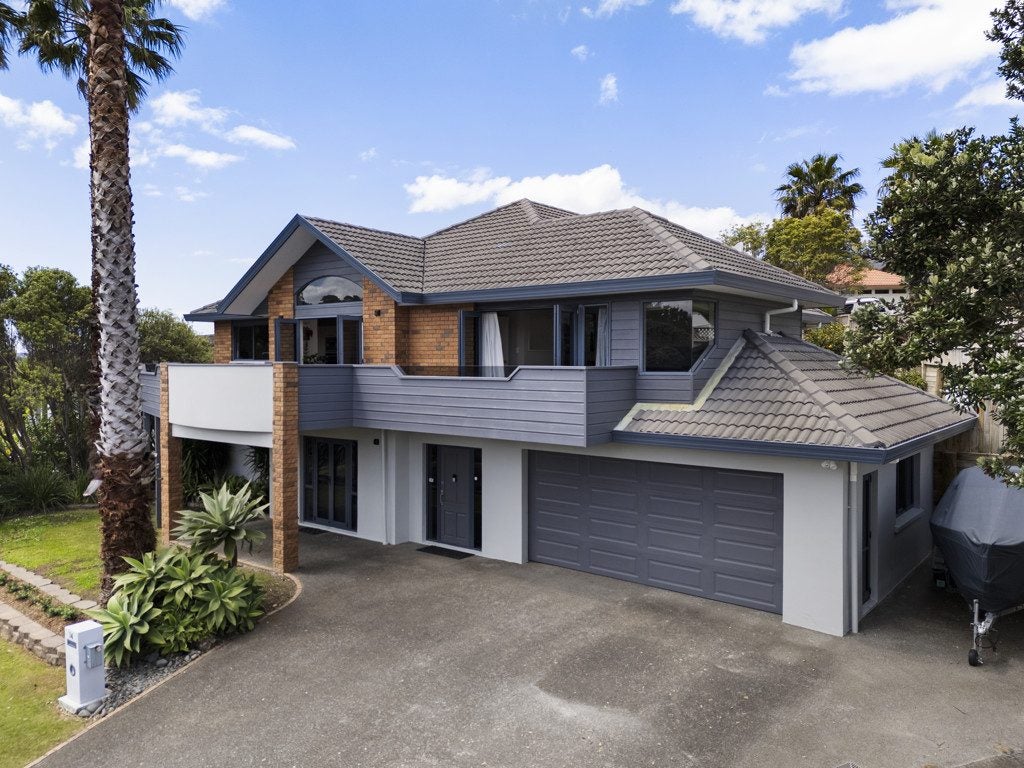 14 Coralsea Way, Arkles Bay, Whangaparaoa - Carousel 1
