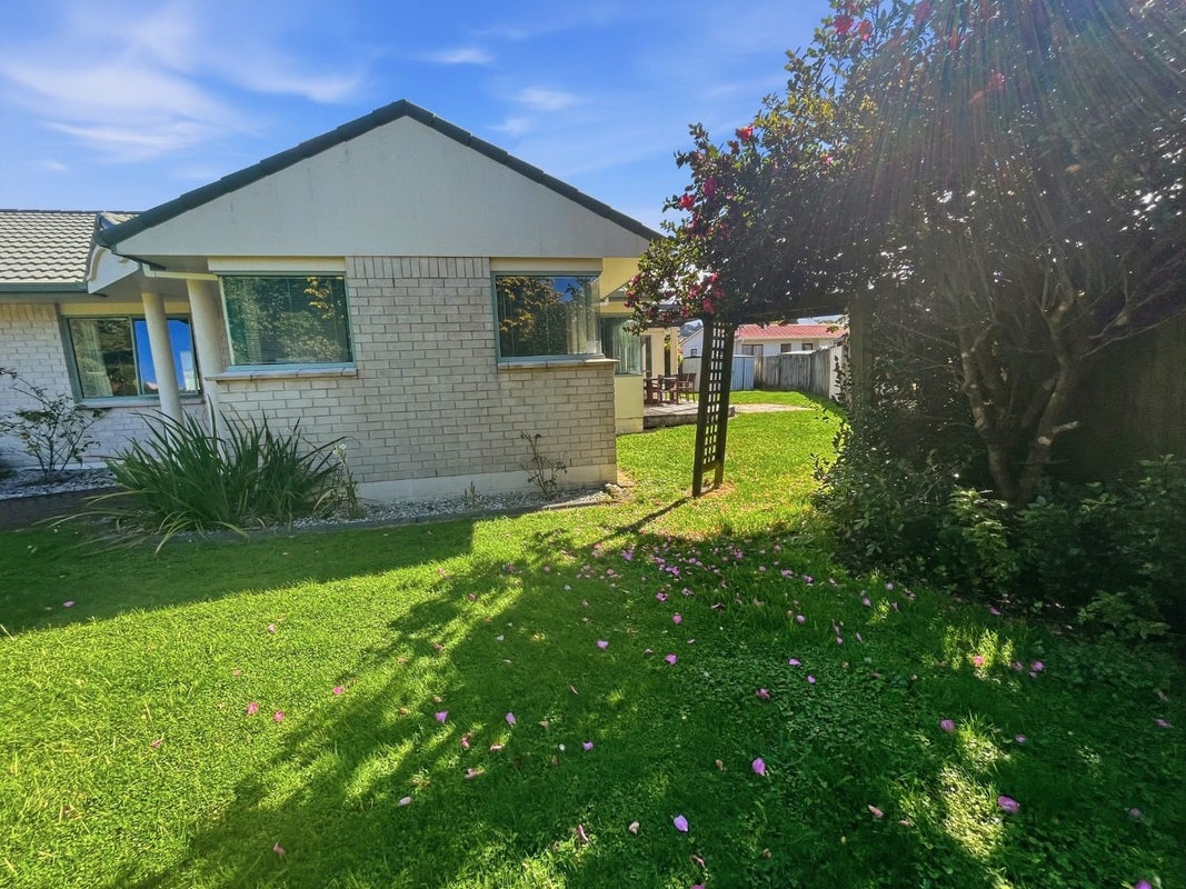 4 Capricorn Place, Kawaha Point, Rotorua - Carousel 13