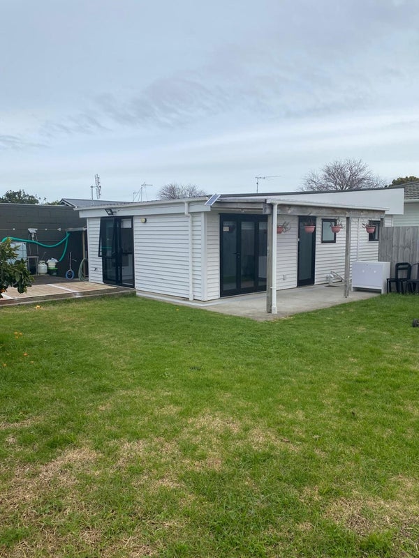 10 Harania Avenue, Favona, Auckland - Carousel 1