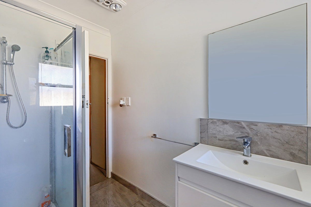 2/108 Southampton St W, Akina, Hastings - Carousel 7