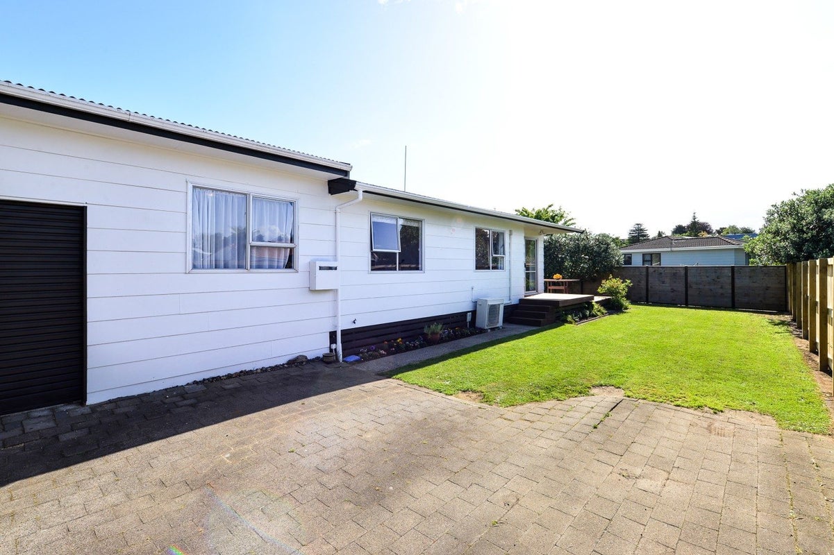 22A Sheila Place, Dinsdale, Hamilton - Carousel 2
