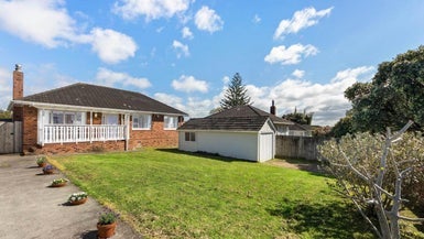 421 Blockhouse Bay Road, Blockhouse Bay, Auckland - Carousel 1