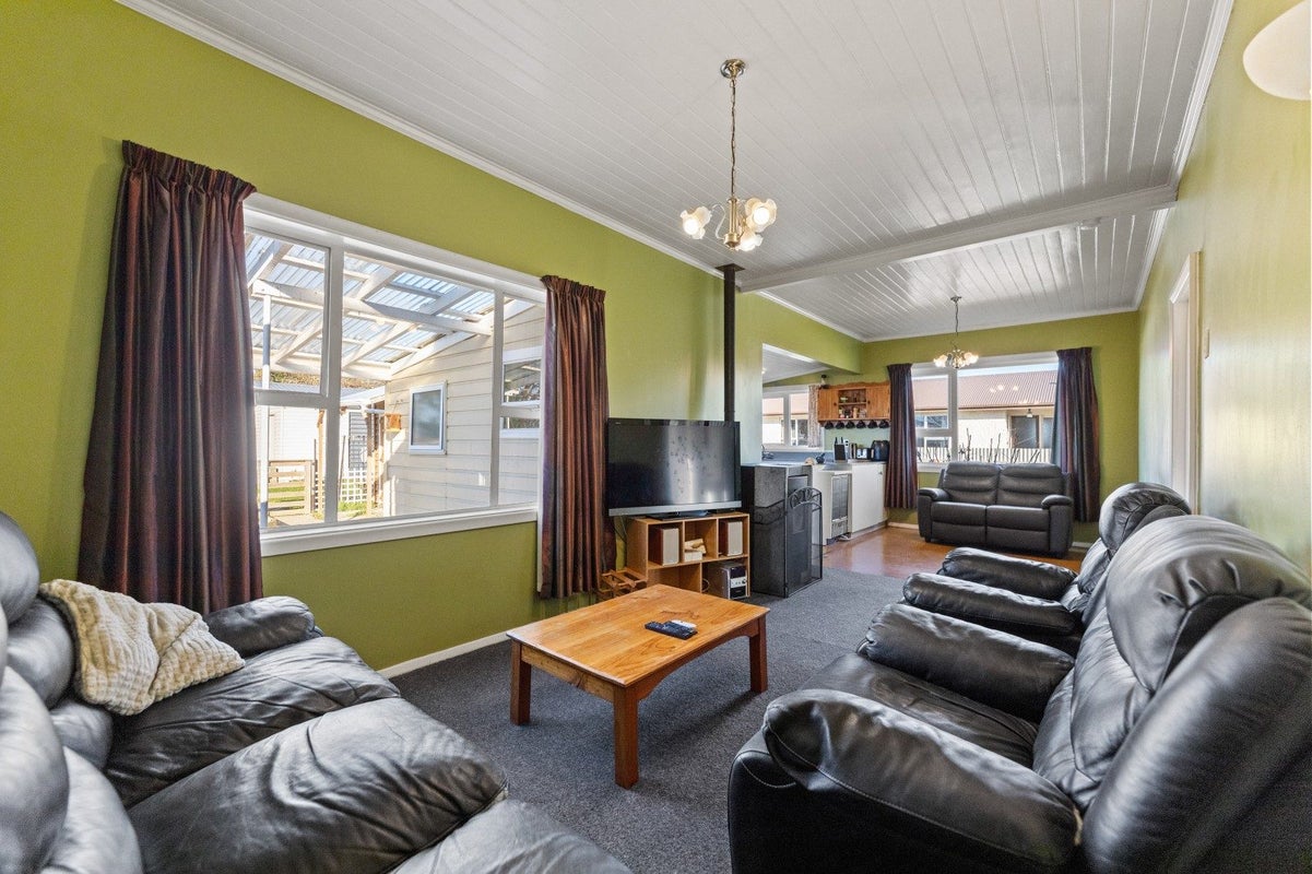 319 Union Street, Milton - Carousel 2