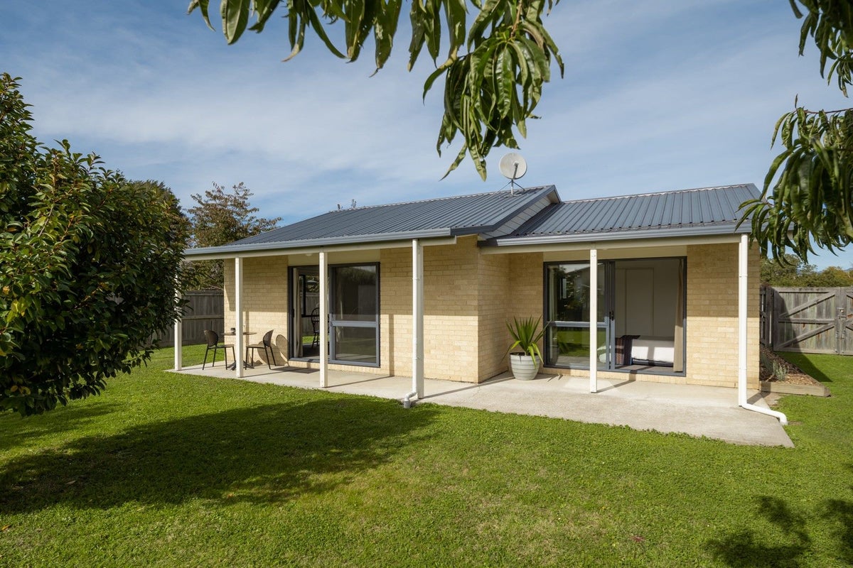 11 Merlot Place, Riversdale, Blenheim - Carousel 21