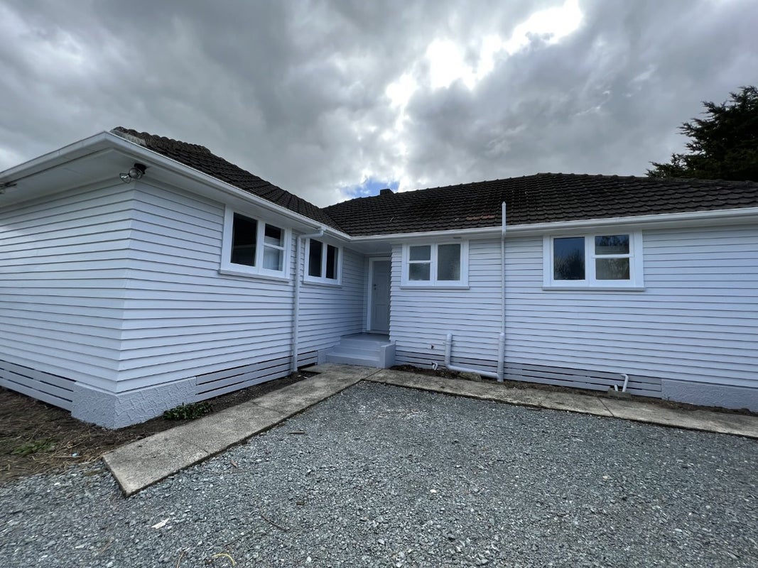 16 Park Street, Hikurangi, Hikurangi - Carousel 1