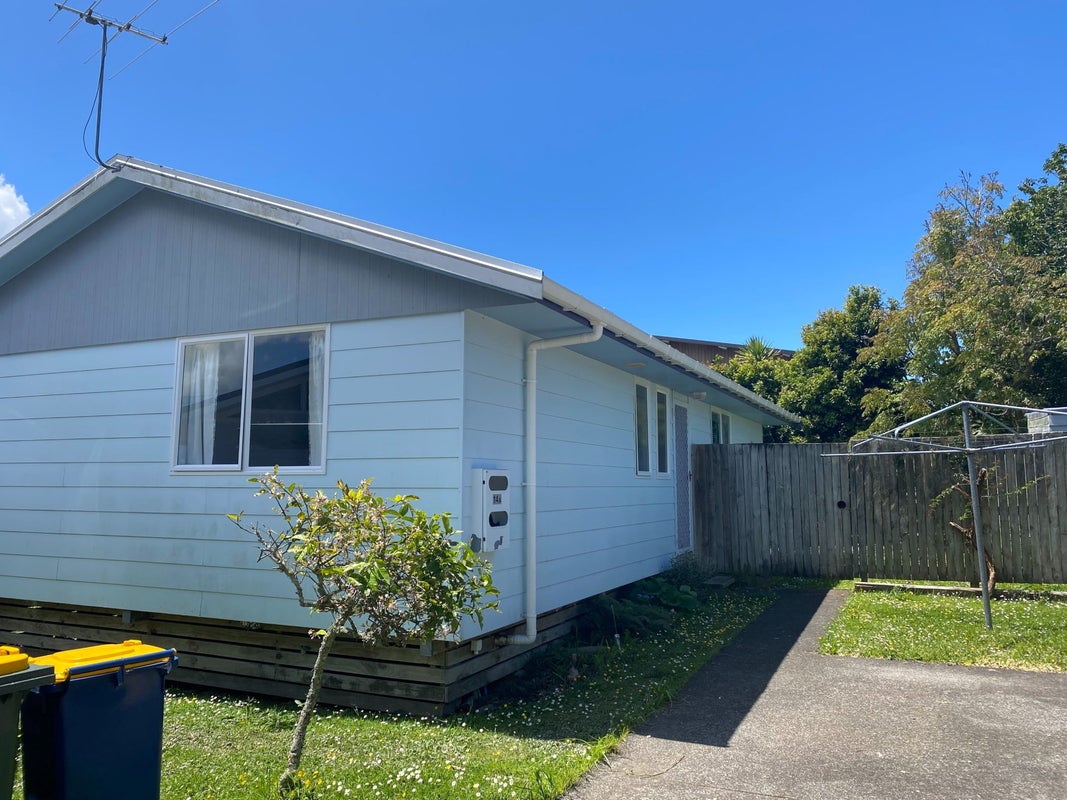 14A Sunray Avenue, Titirangi, Auckland - Carousel 2